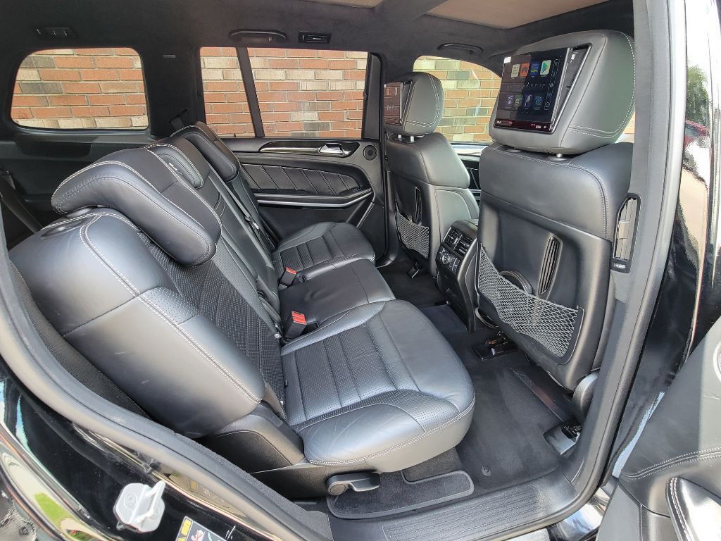 2016 Mercedes-Benz GL-Class Image 27