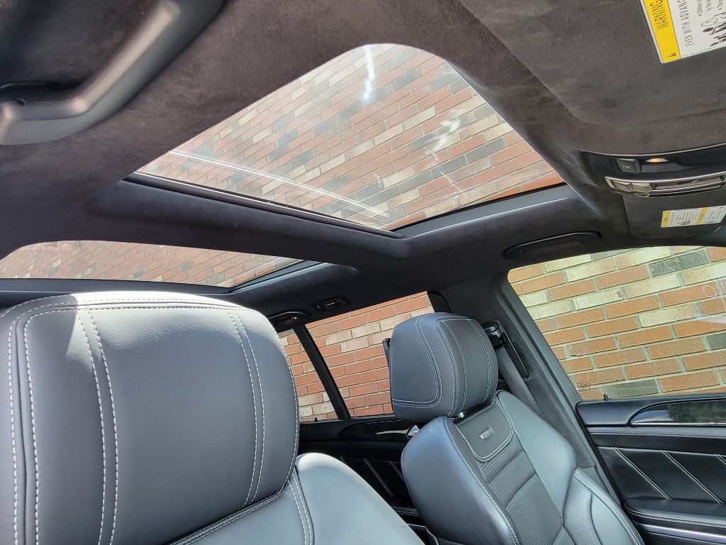 2016 Mercedes-Benz GL-Class Image 40