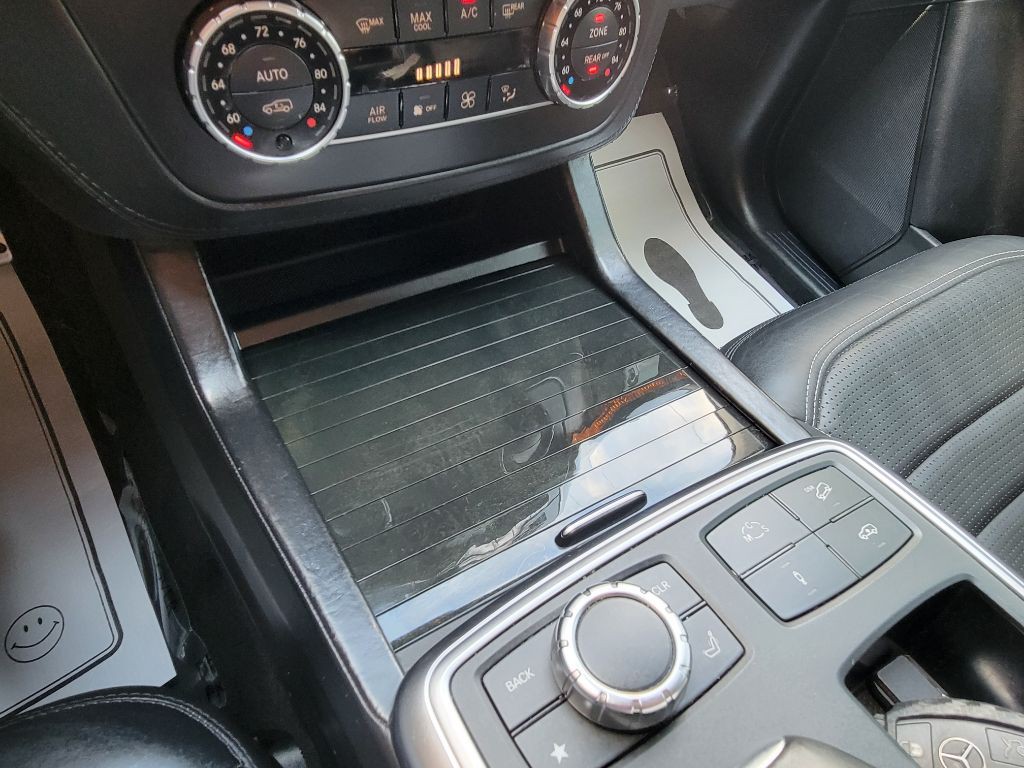 2016 Mercedes-Benz GL-Class Image 54