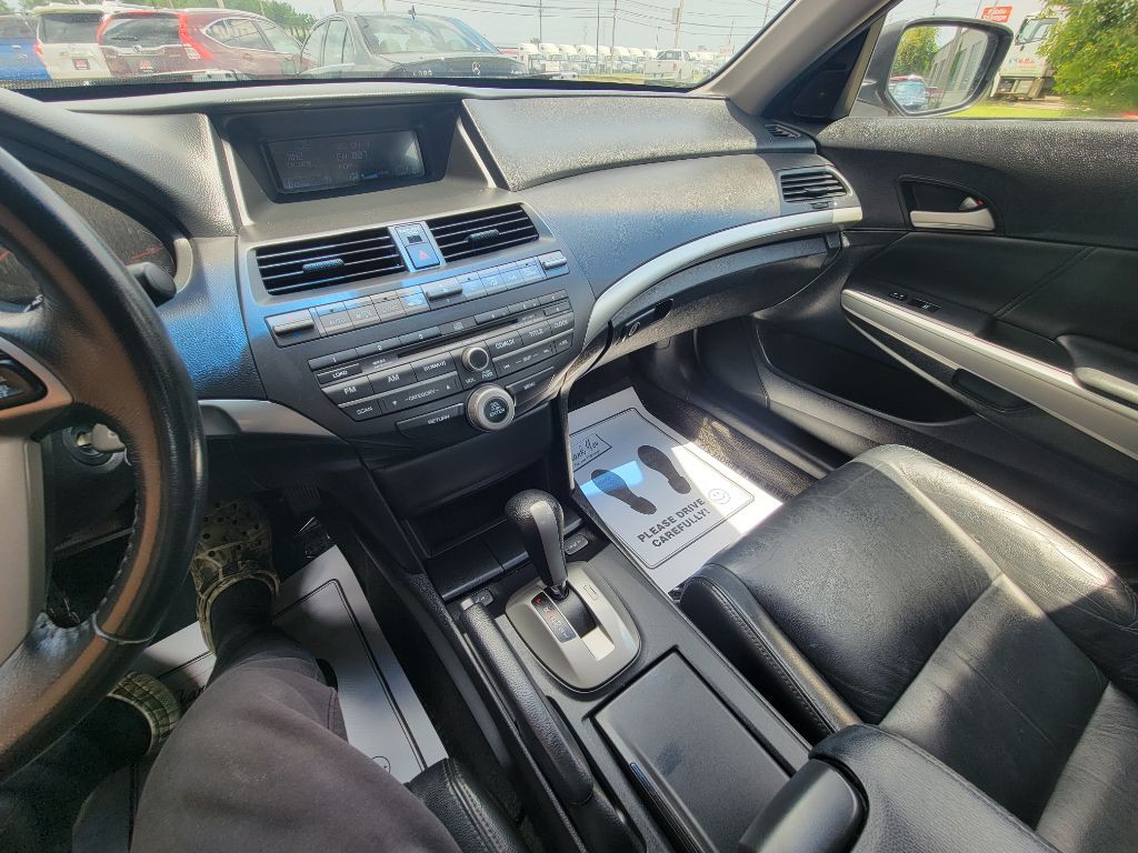 2010 Honda Accord Image 19