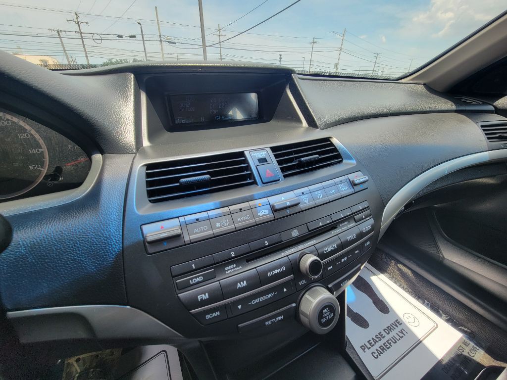 2010 Honda Accord Image 20