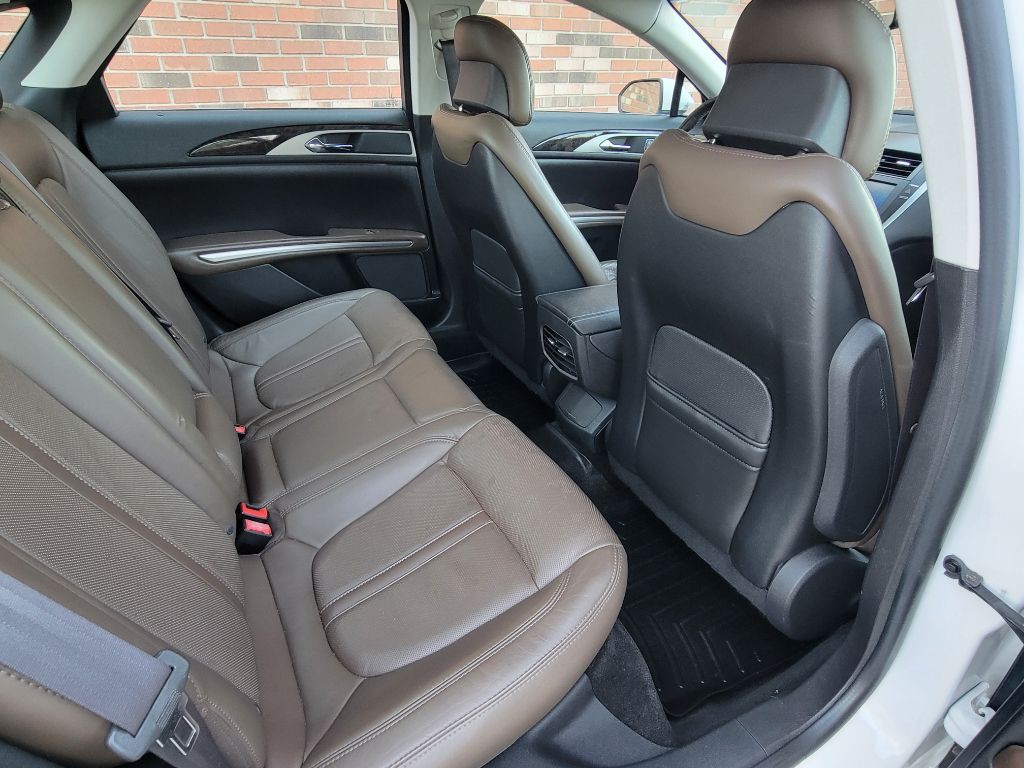 2014 Lincoln MKZ Image 19