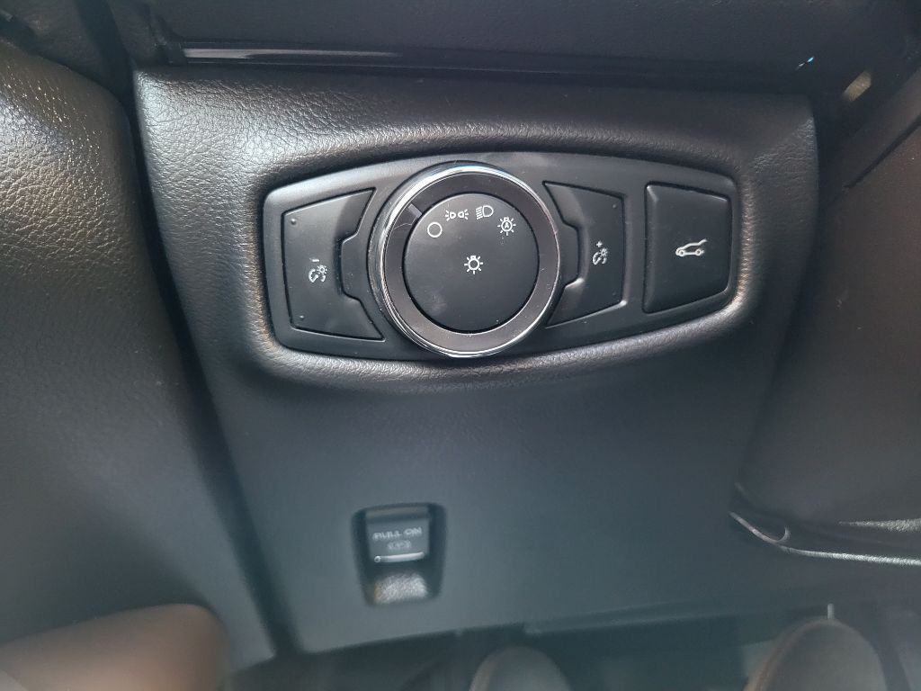 2014 Lincoln MKZ Image 35