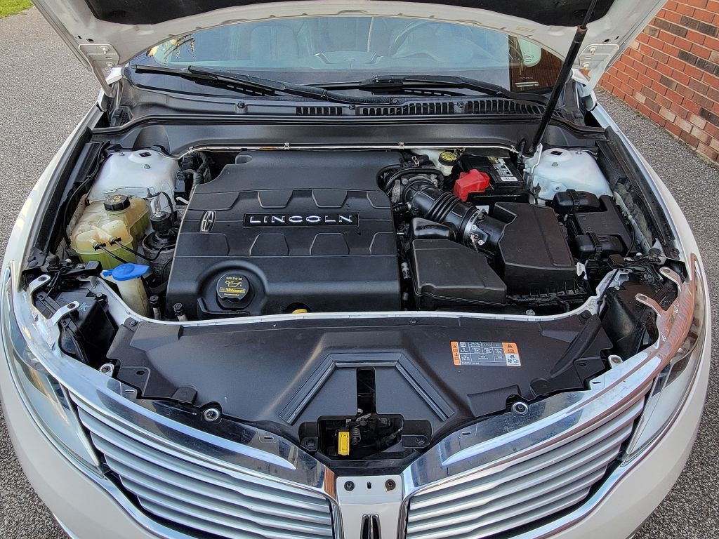 2014 Lincoln MKZ Image 37