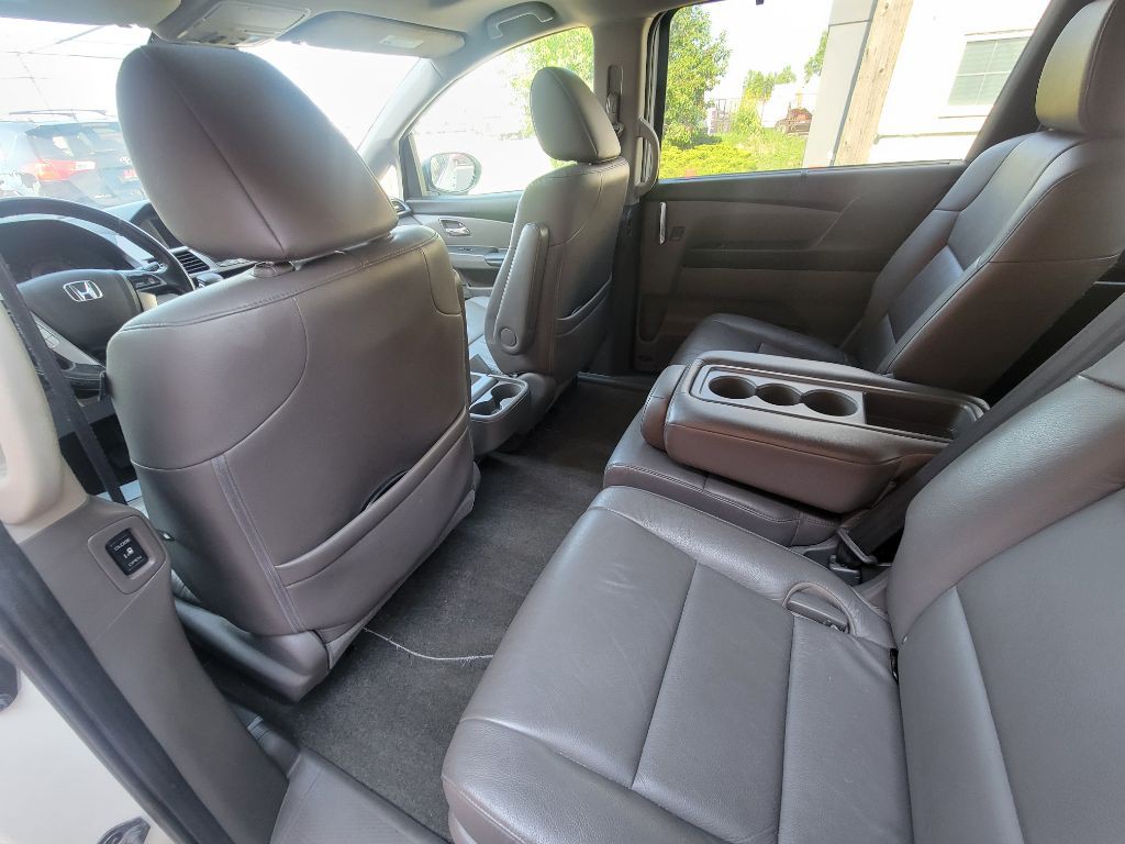 2014 Honda Odyssey Image 14