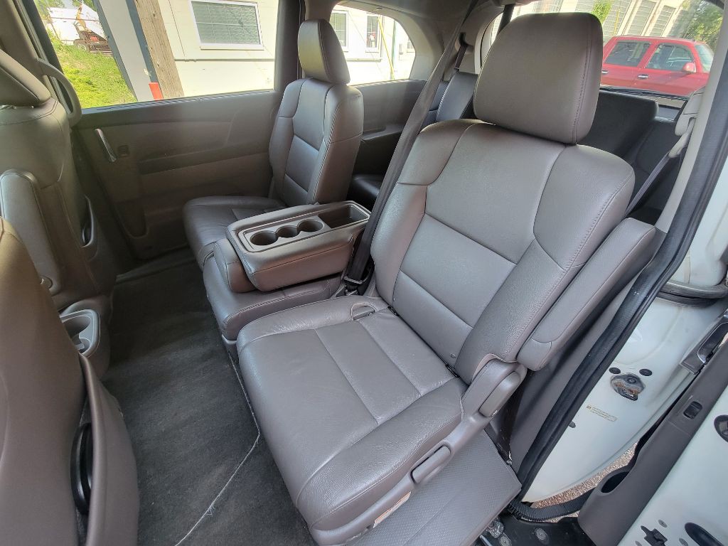 2014 Honda Odyssey Image 15