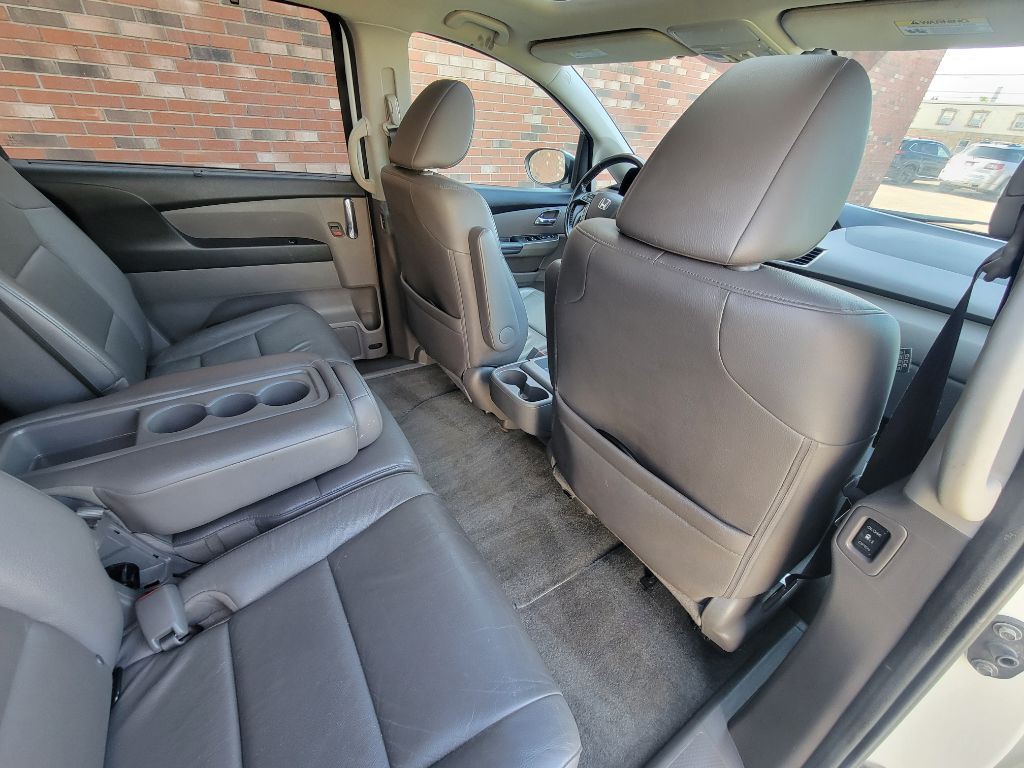 2014 Honda Odyssey Image 18