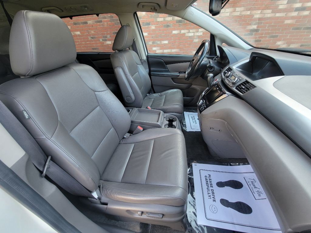 2014 Honda Odyssey Image 21
