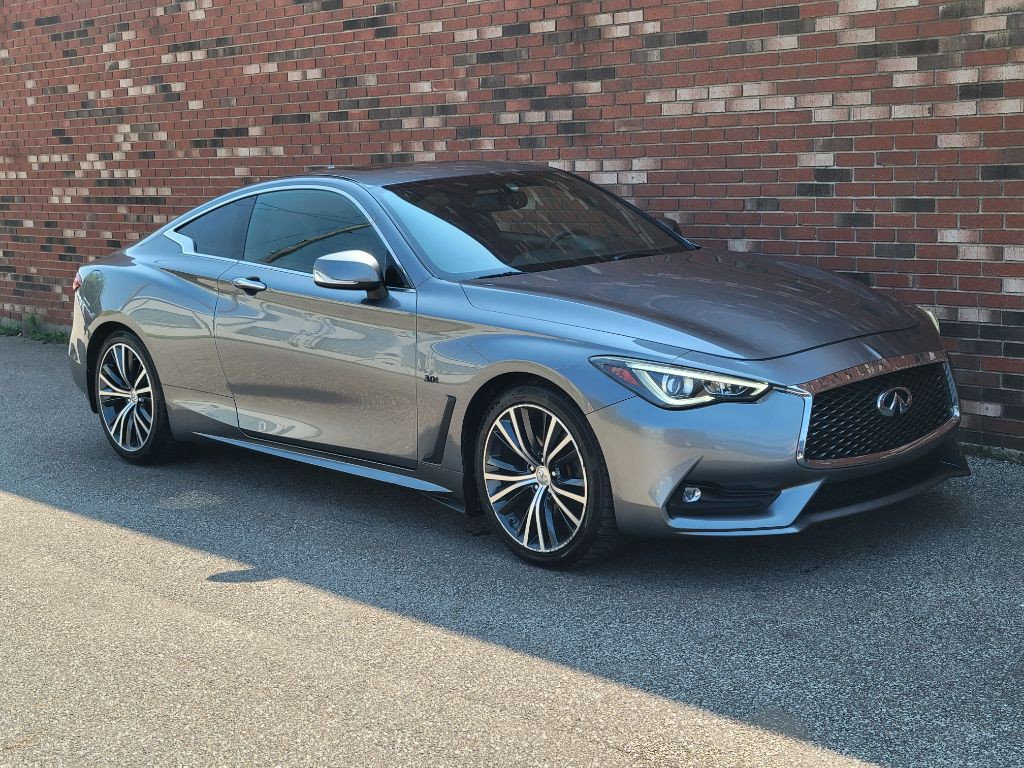 2017 INFINITI Q60 Image 10