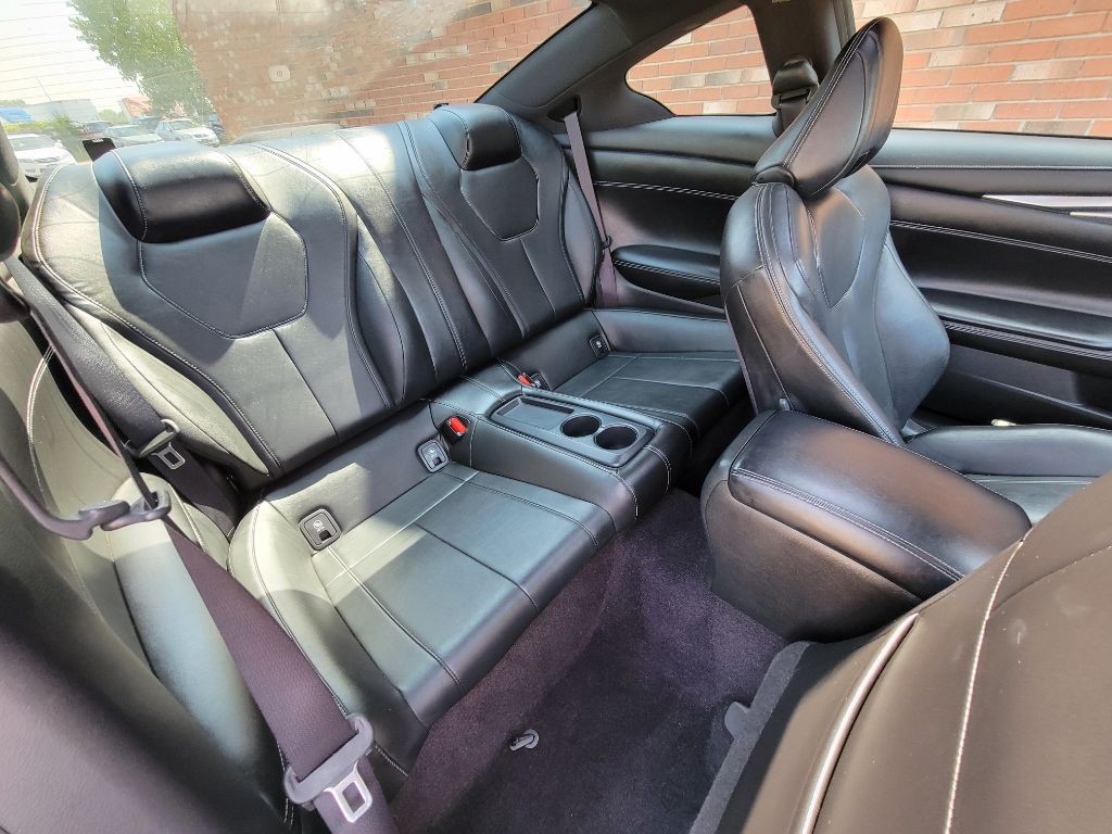 2017 INFINITI Q60 Image 16