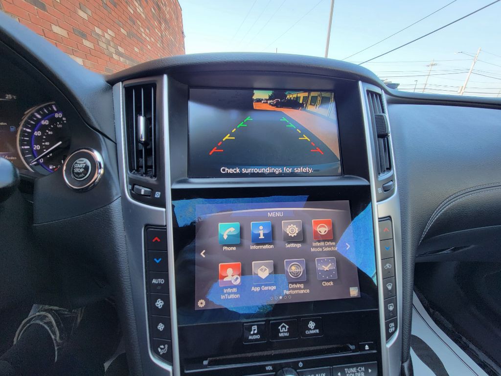 2017 INFINITI Q60 Image 22