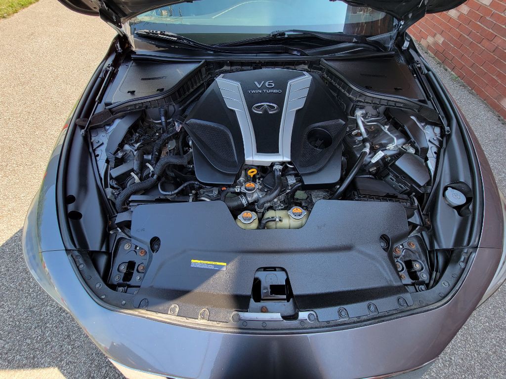 2017 INFINITI Q60 Image 24