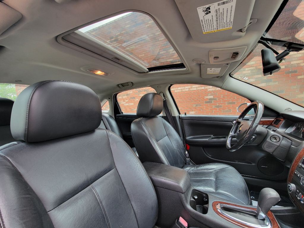 2011 Chevrolet Impala Image 20