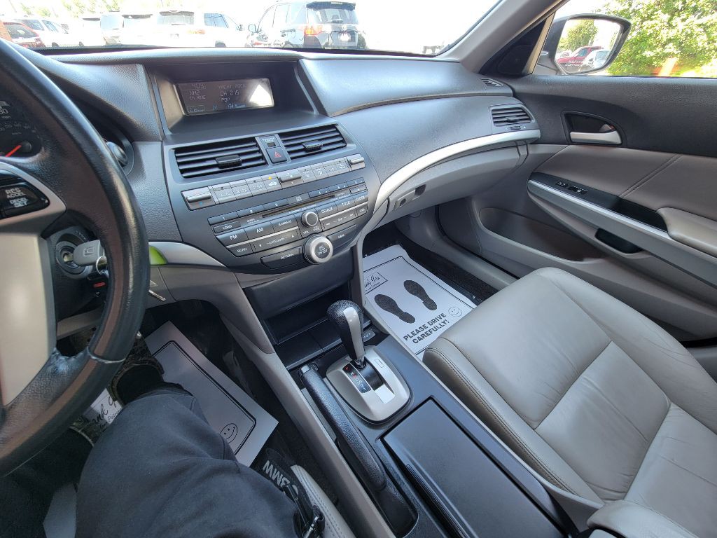 2010 Honda Accord Image 21