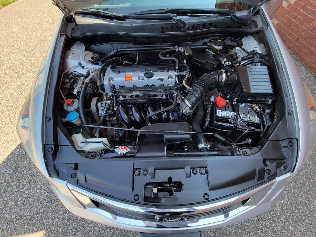 2010 Honda Accord Image 24