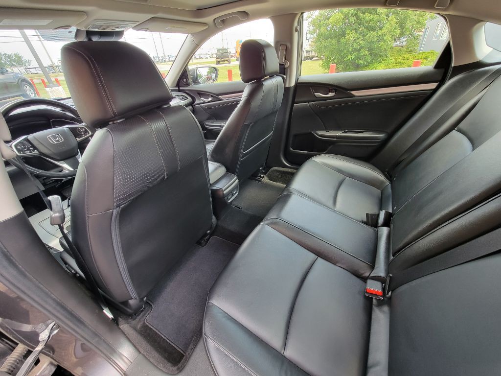 2018 Honda Civic Image 14