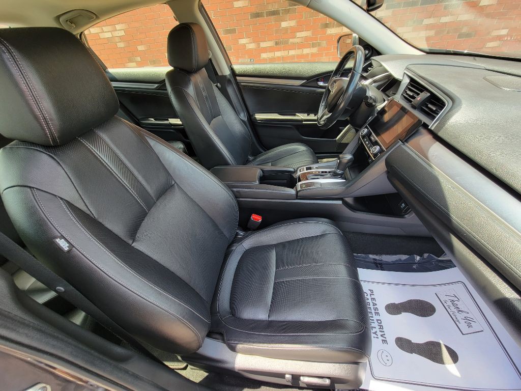 2018 Honda Civic Image 19