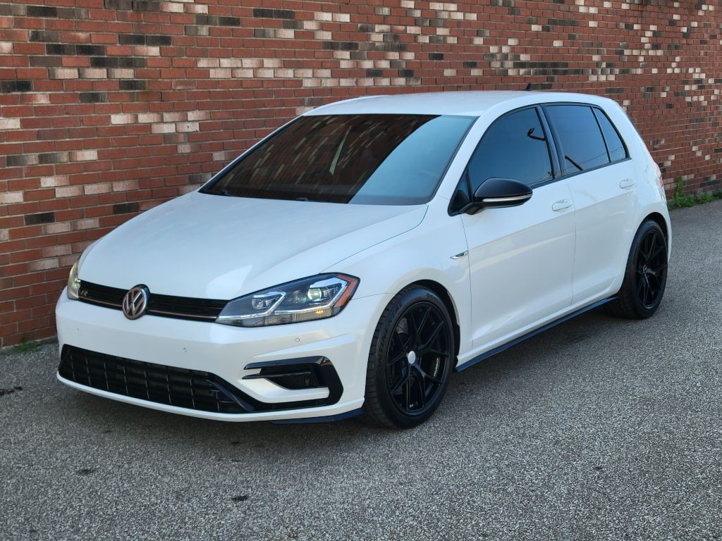 2018 Volkswagen Golf Image 3