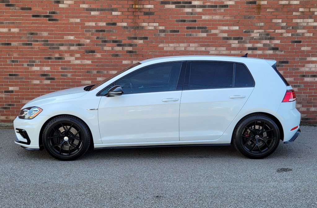 2018 Volkswagen Golf Image 4
