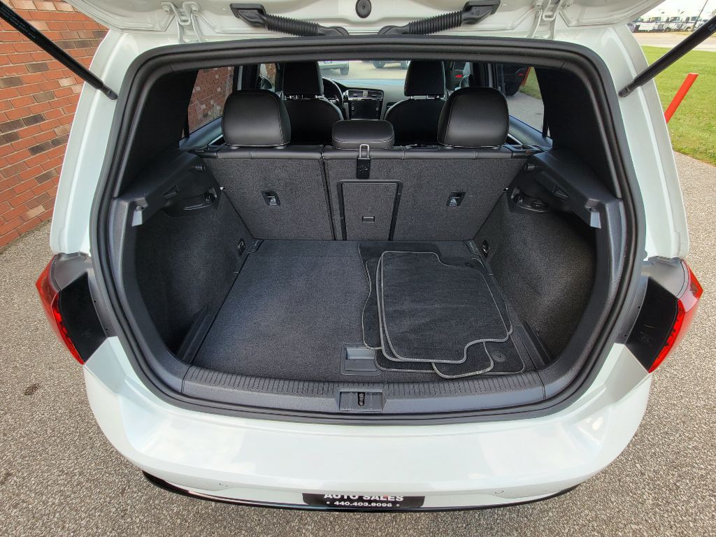 2018 Volkswagen Golf Image 15