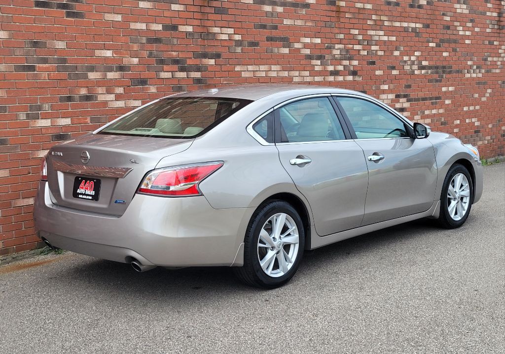 2014 Nissan Altima Image 7