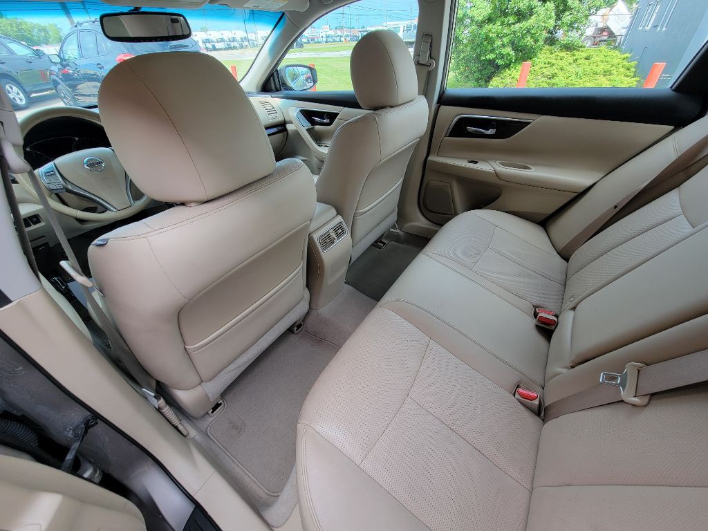 2014 Nissan Altima Image 13