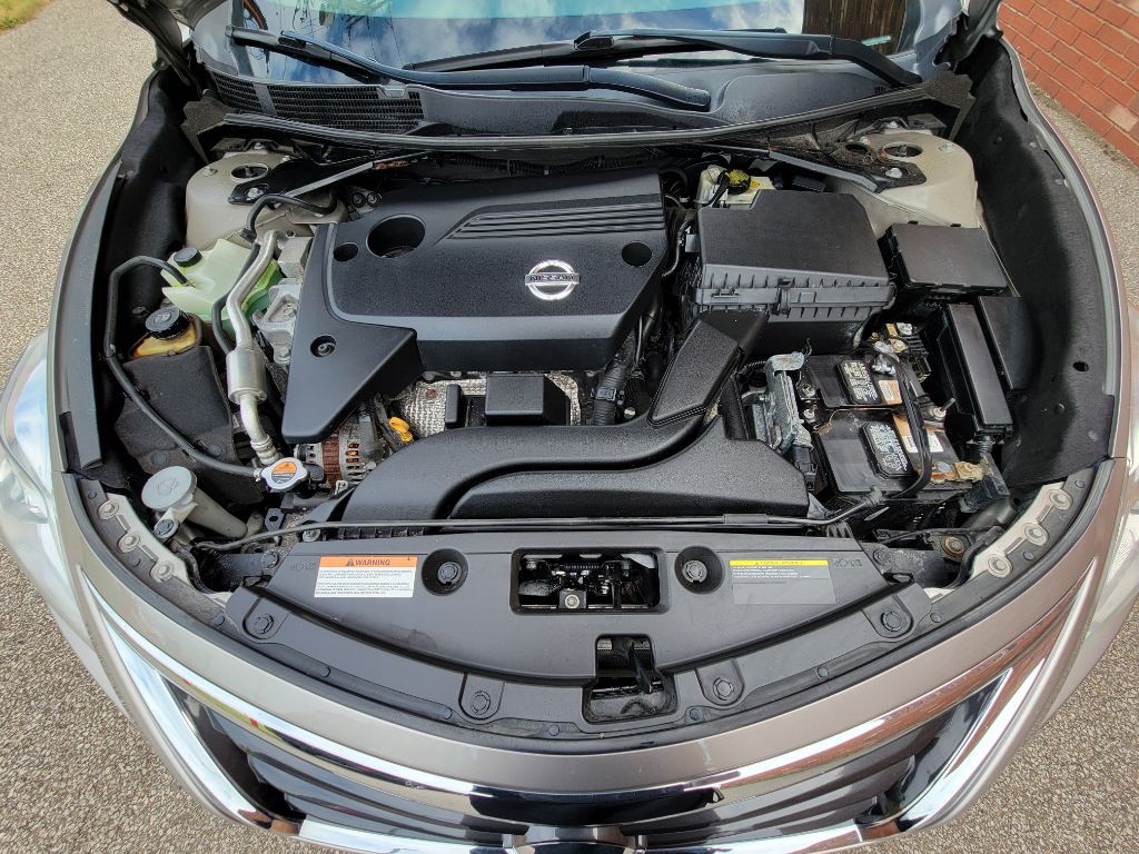 2014 Nissan Altima Image 25