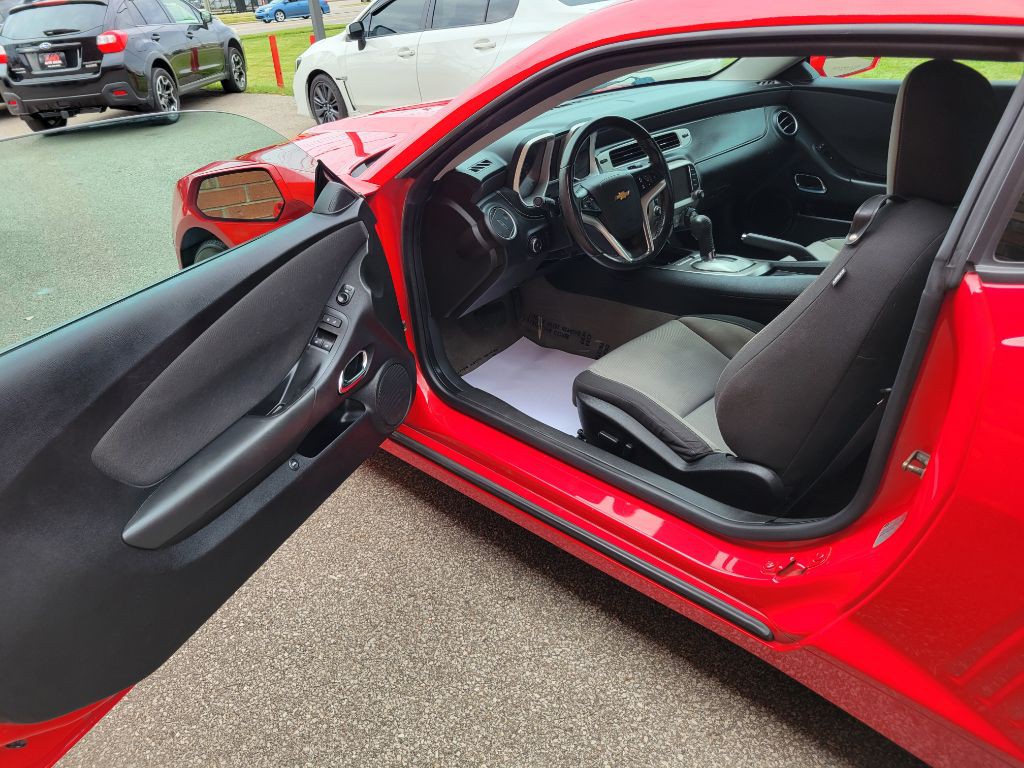 2015 Chevrolet Camaro Image 12