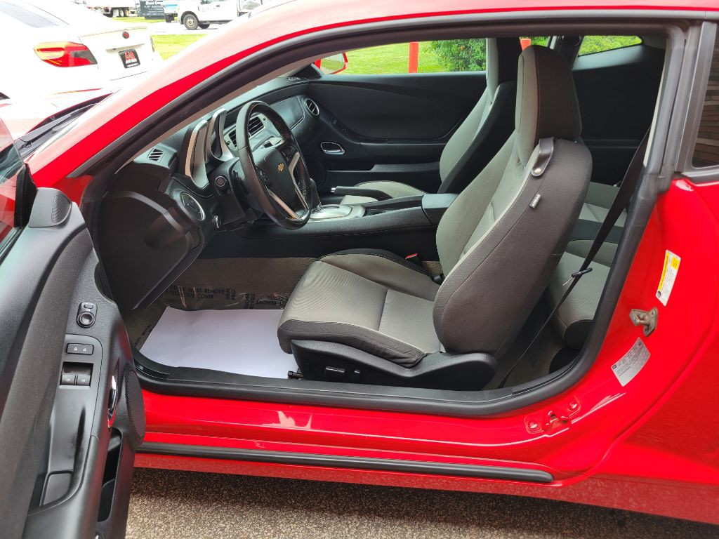 2015 Chevrolet Camaro Image 13