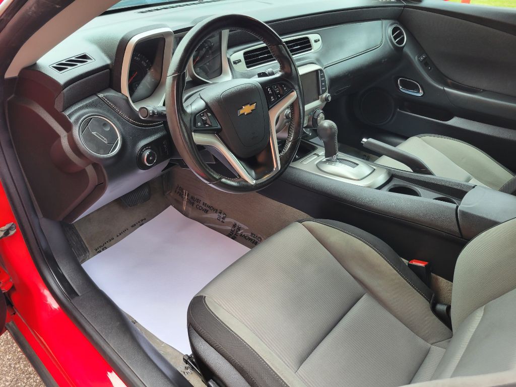 2015 Chevrolet Camaro Image 14