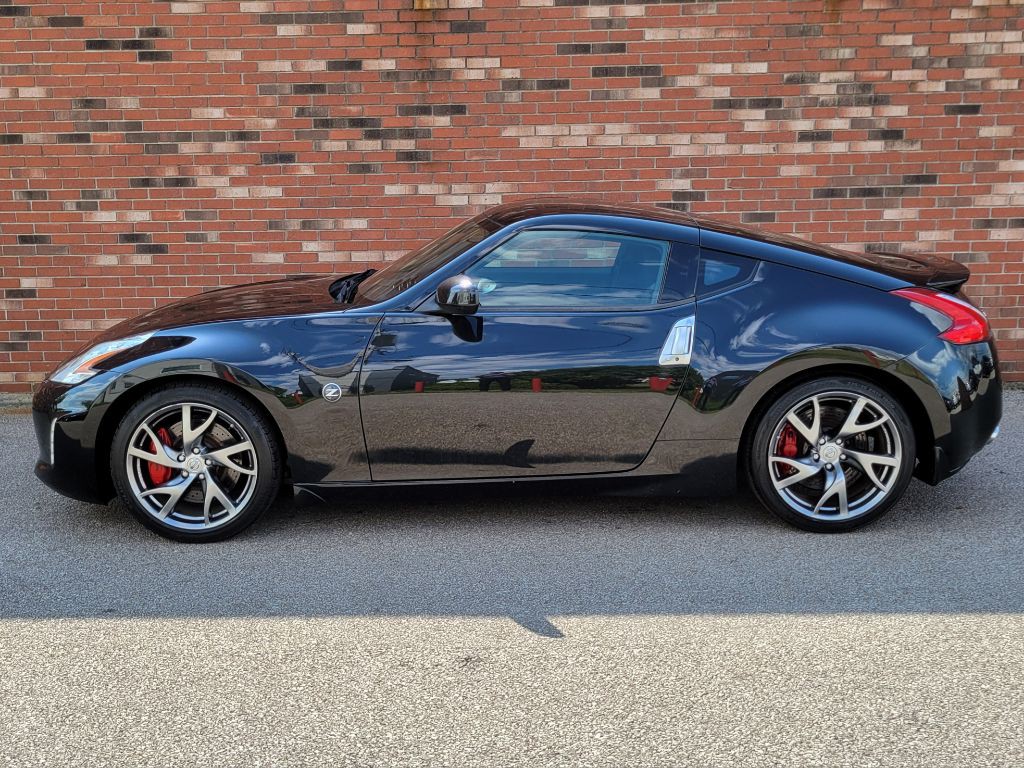 2016 Nissan 370Z Image 3