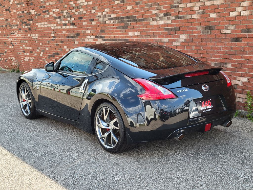 2016 Nissan 370Z Image 4
