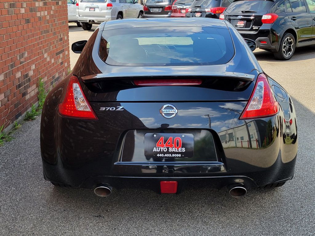 2016 Nissan 370Z Image 6