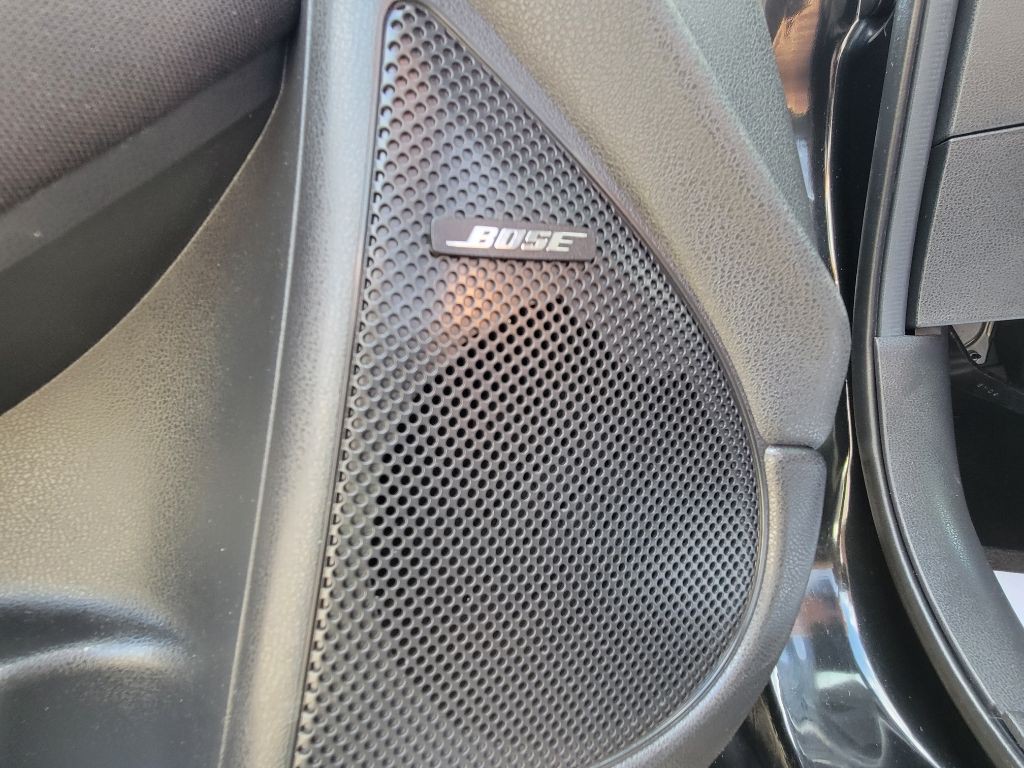 2016 Nissan 370Z Image 32