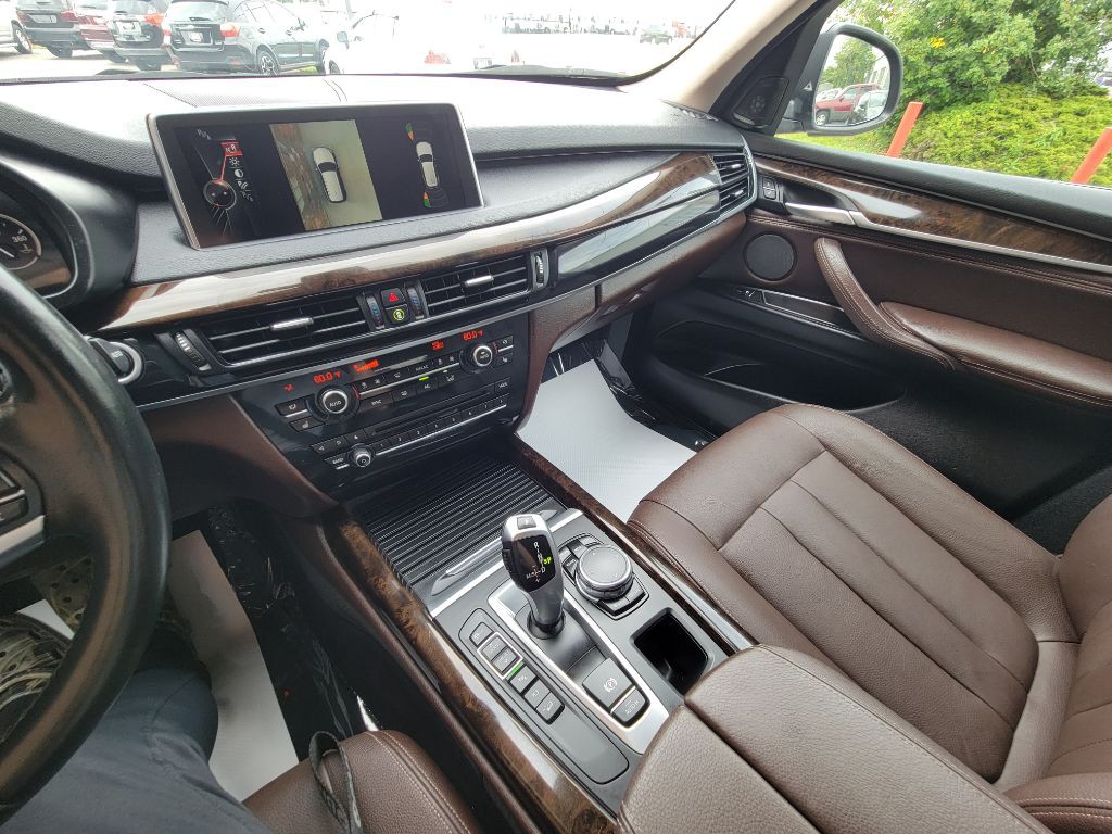 2016 BMW X5 Image 21