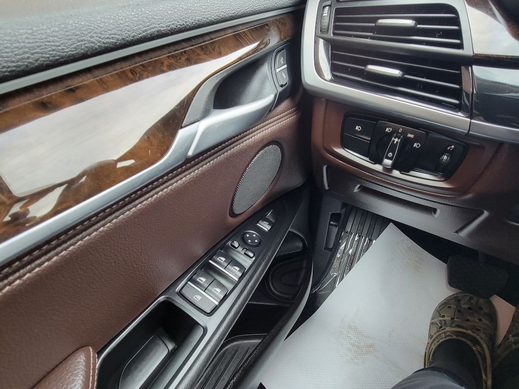 2016 BMW X5 Image 28