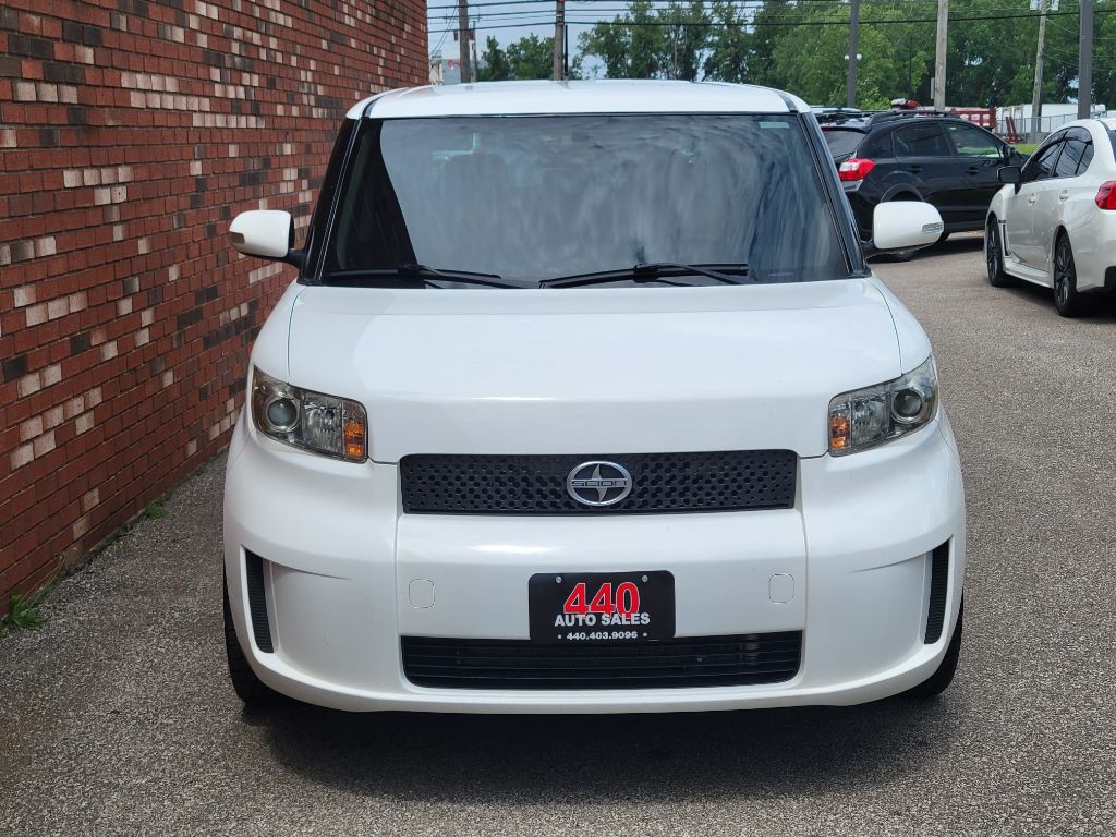 2010 Scion xB Image 4