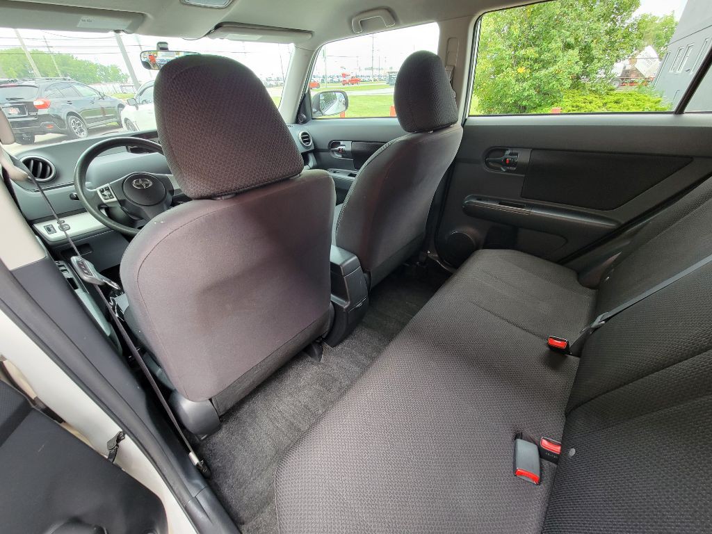 2010 Scion xB Image 13