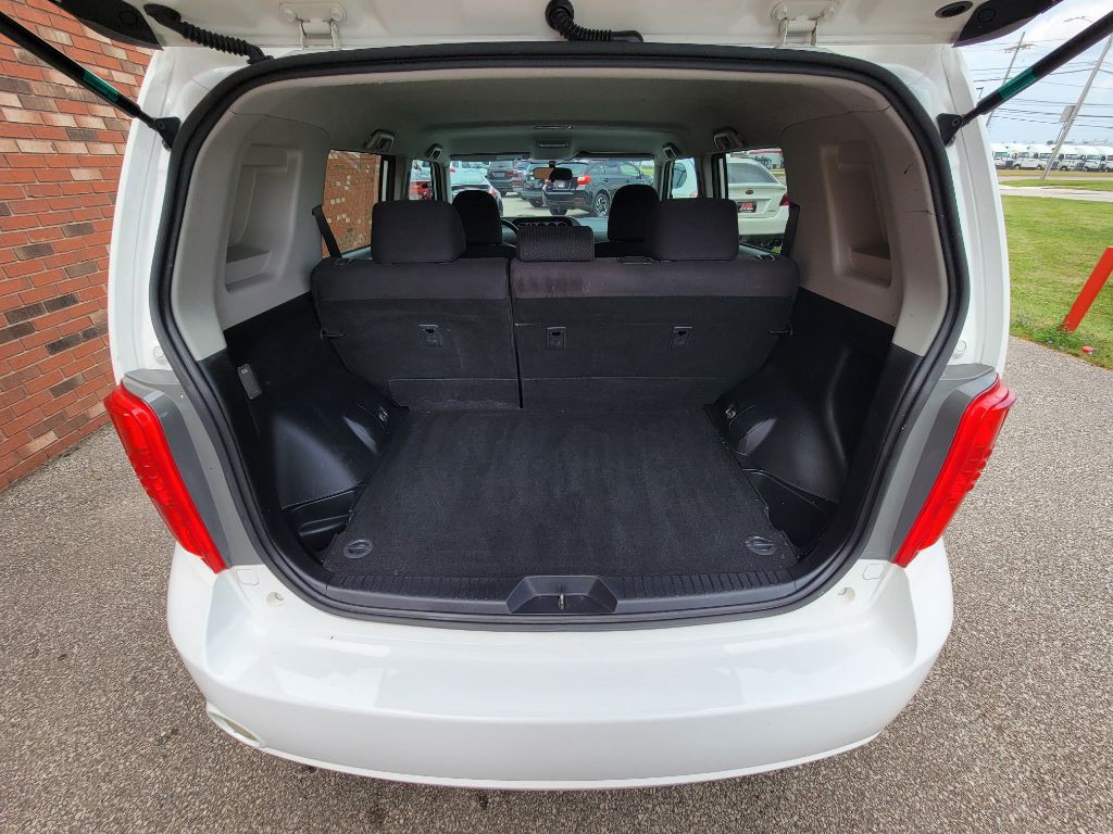 2010 Scion xB Image 22