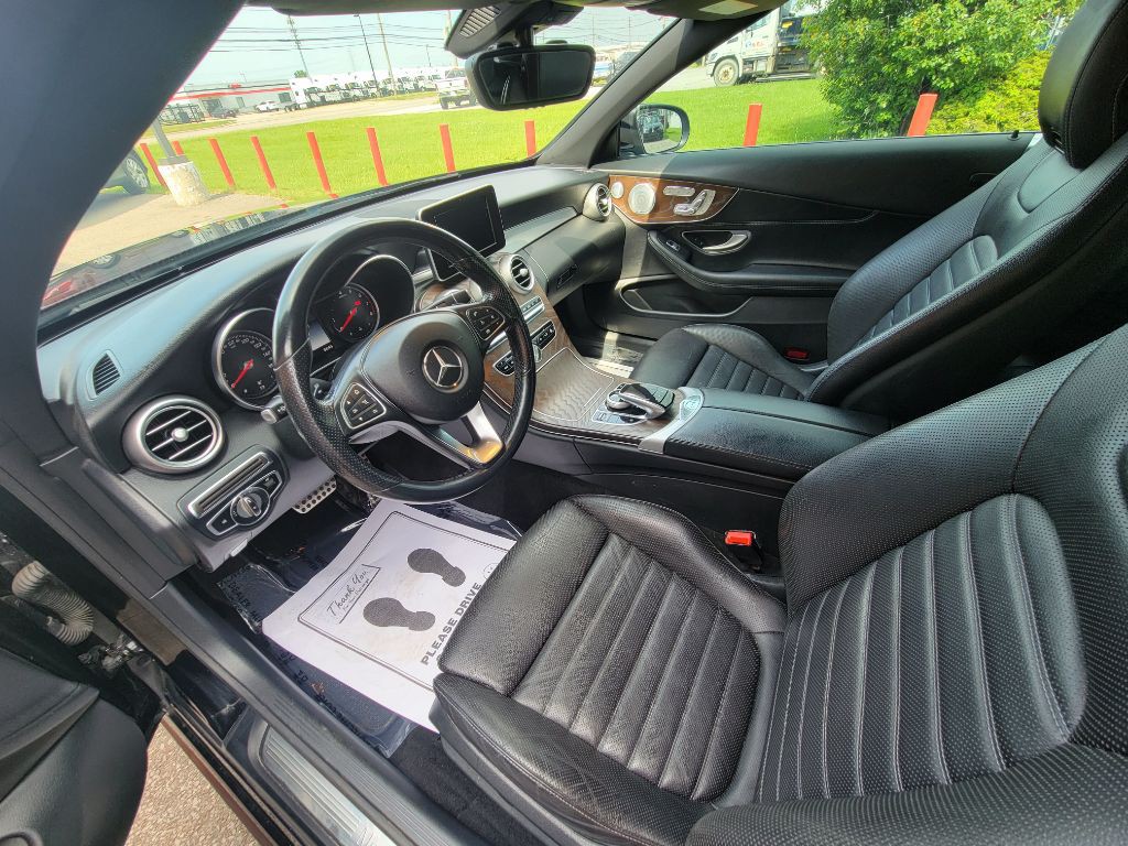 2018 Mercedes-Benz C-Class Image 18