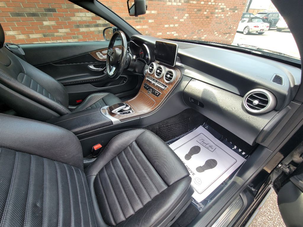 2018 Mercedes-Benz C-Class Image 22