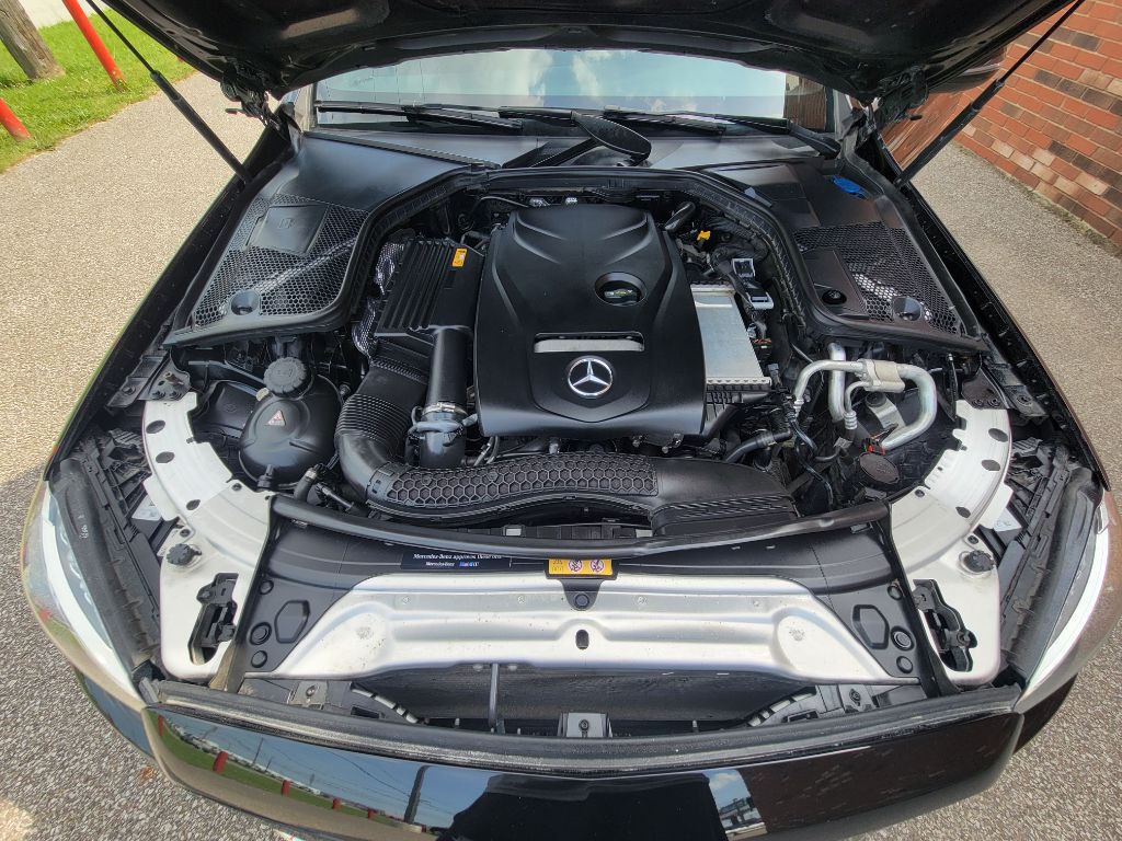 2018 Mercedes-Benz C-Class Image 31