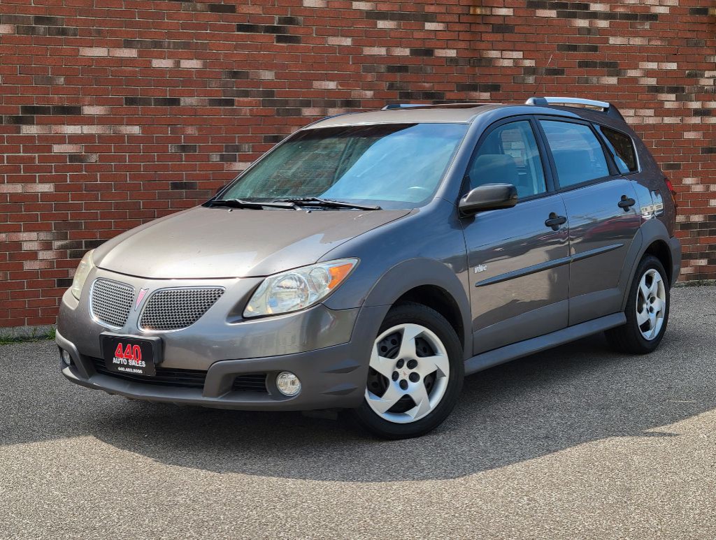 2007 Pontiac Vibe Image 2
