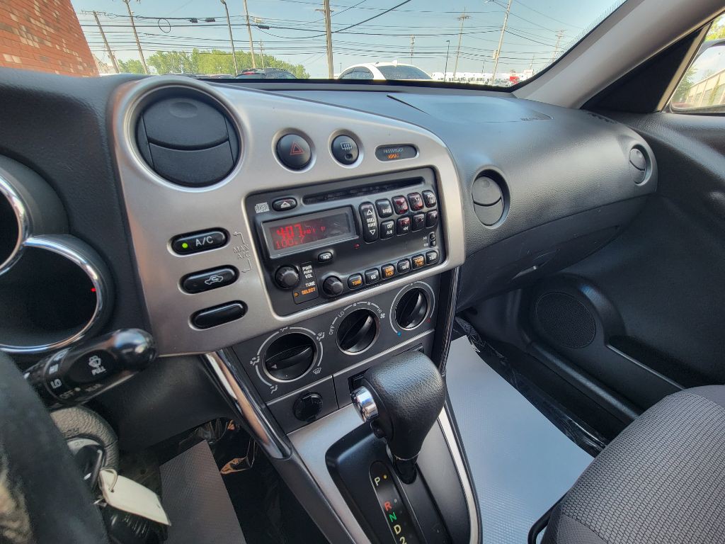 2007 Pontiac Vibe Image 21
