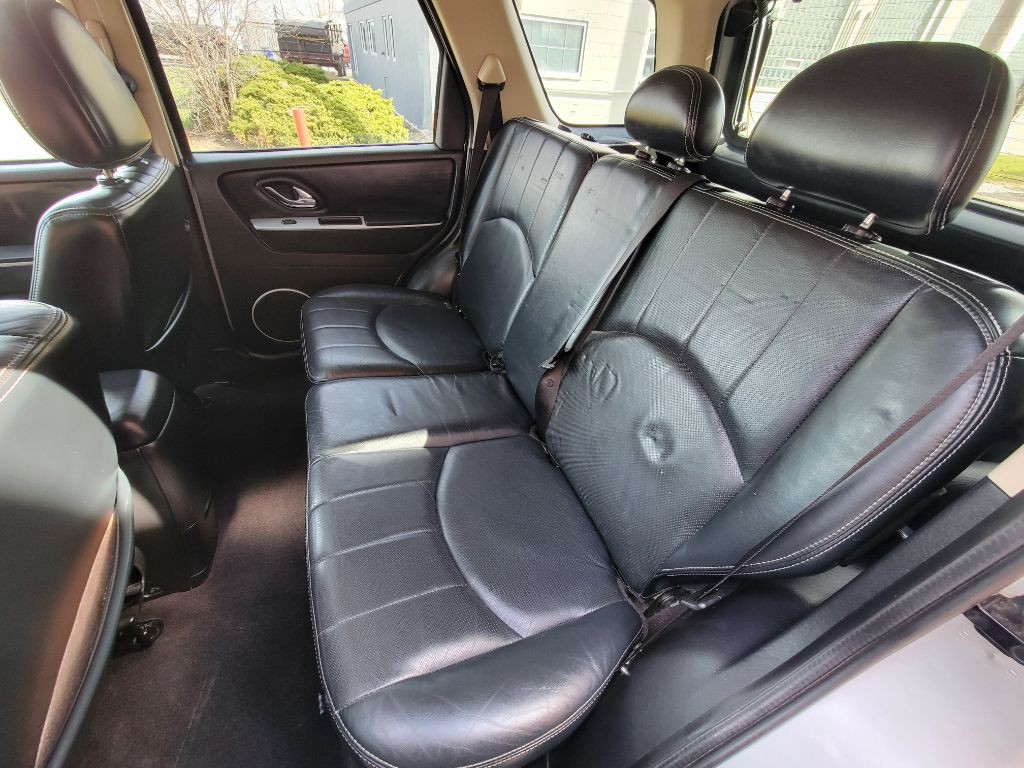 2005 Mercury Mariner Image 13