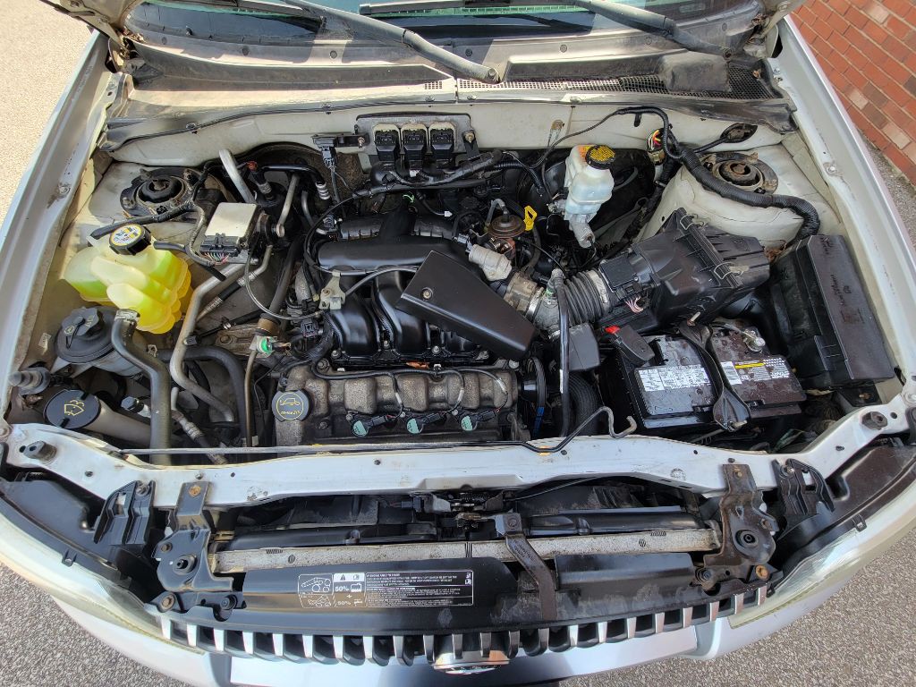 2005 Mercury Mariner Image 21