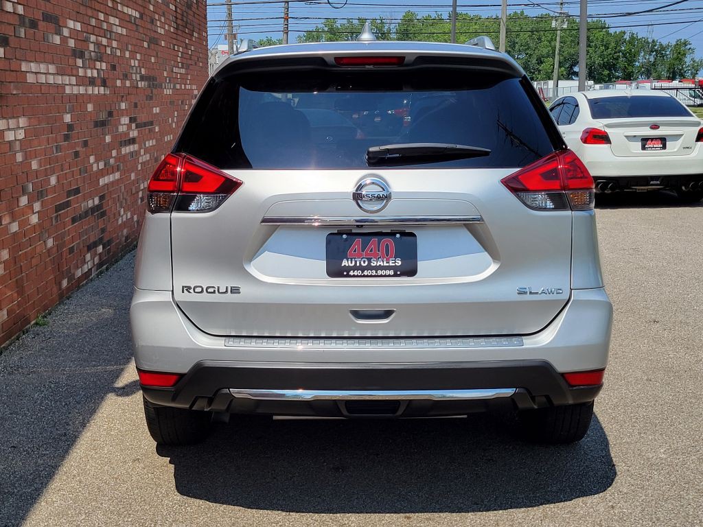 2018 Nissan Rogue Image 6