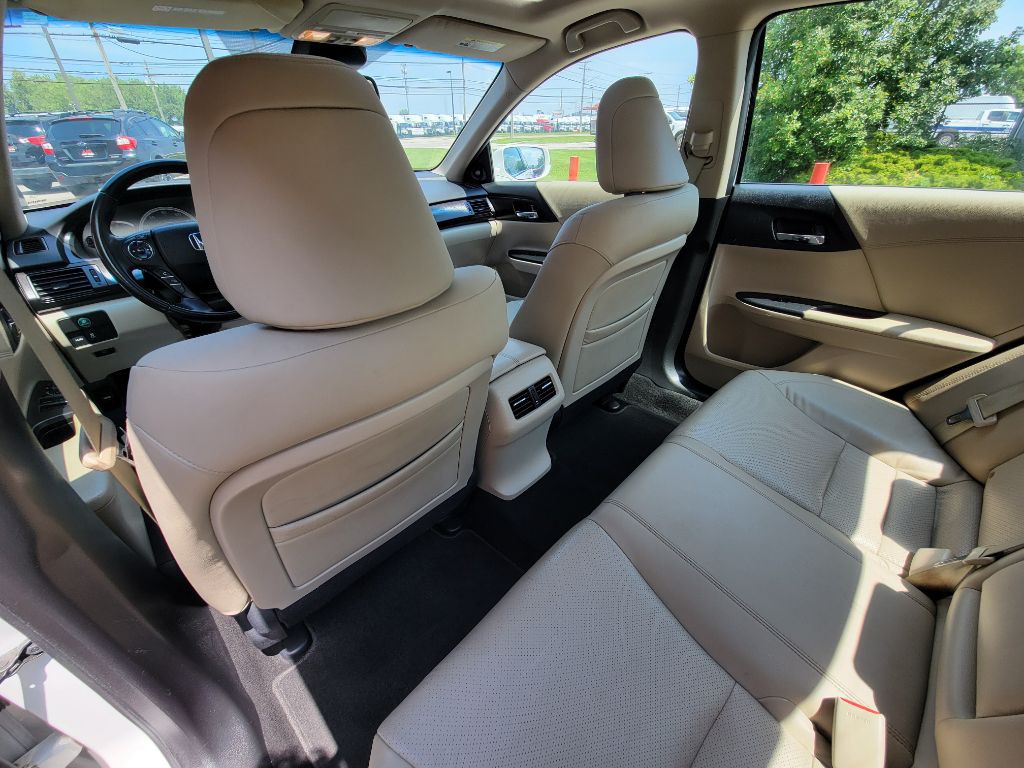 2013 Honda Accord Image 14