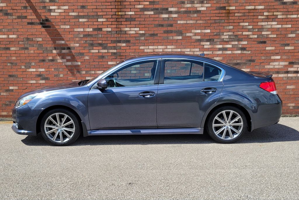 2014 Subaru Legacy Image 4