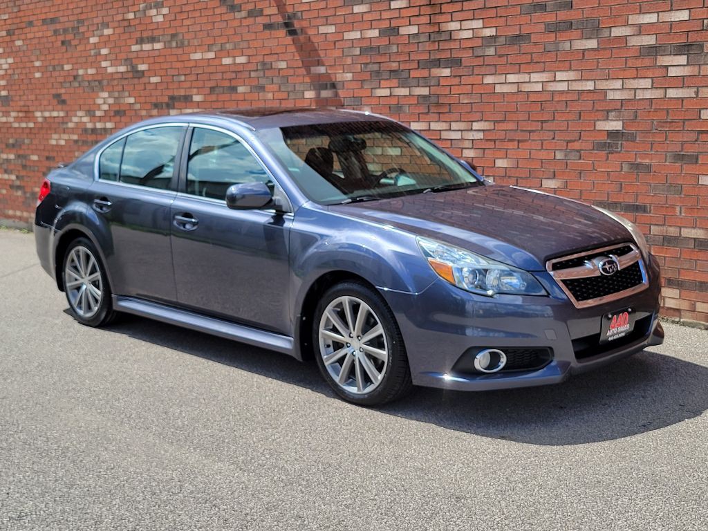 2014 Subaru Legacy Image 9
